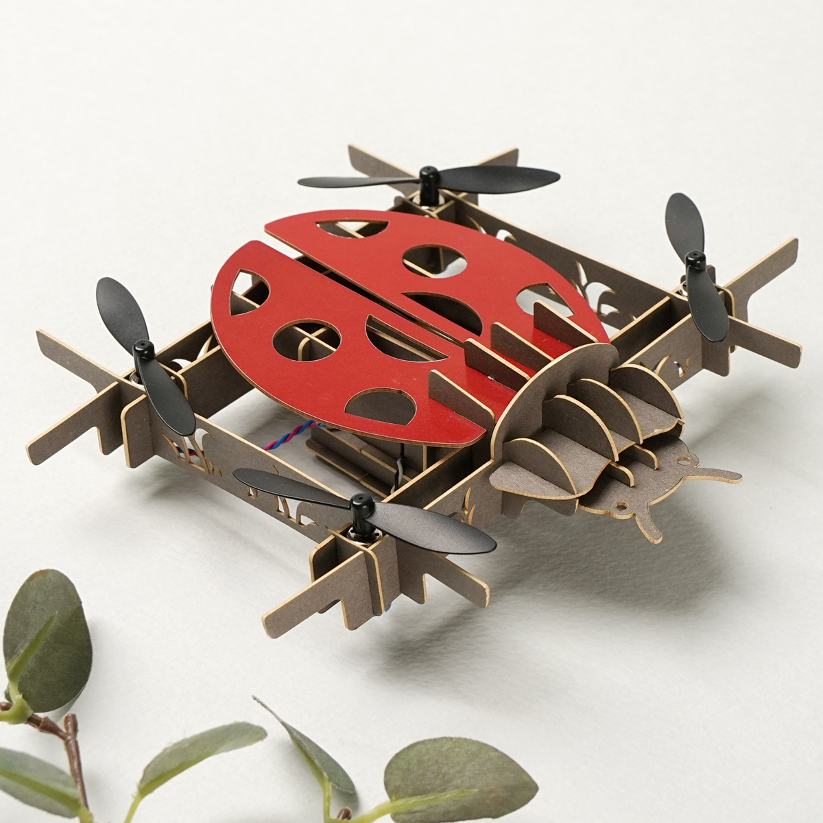 COCODRONE 紙ドローン｜テントウムシ